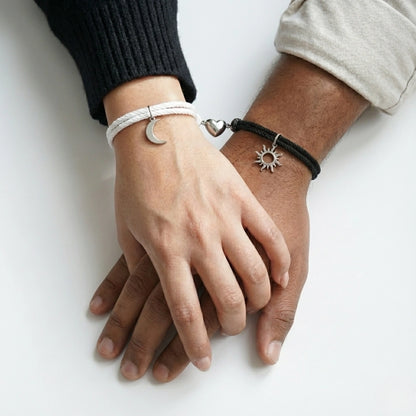 מארז צמידי אהבה מתמגנטים