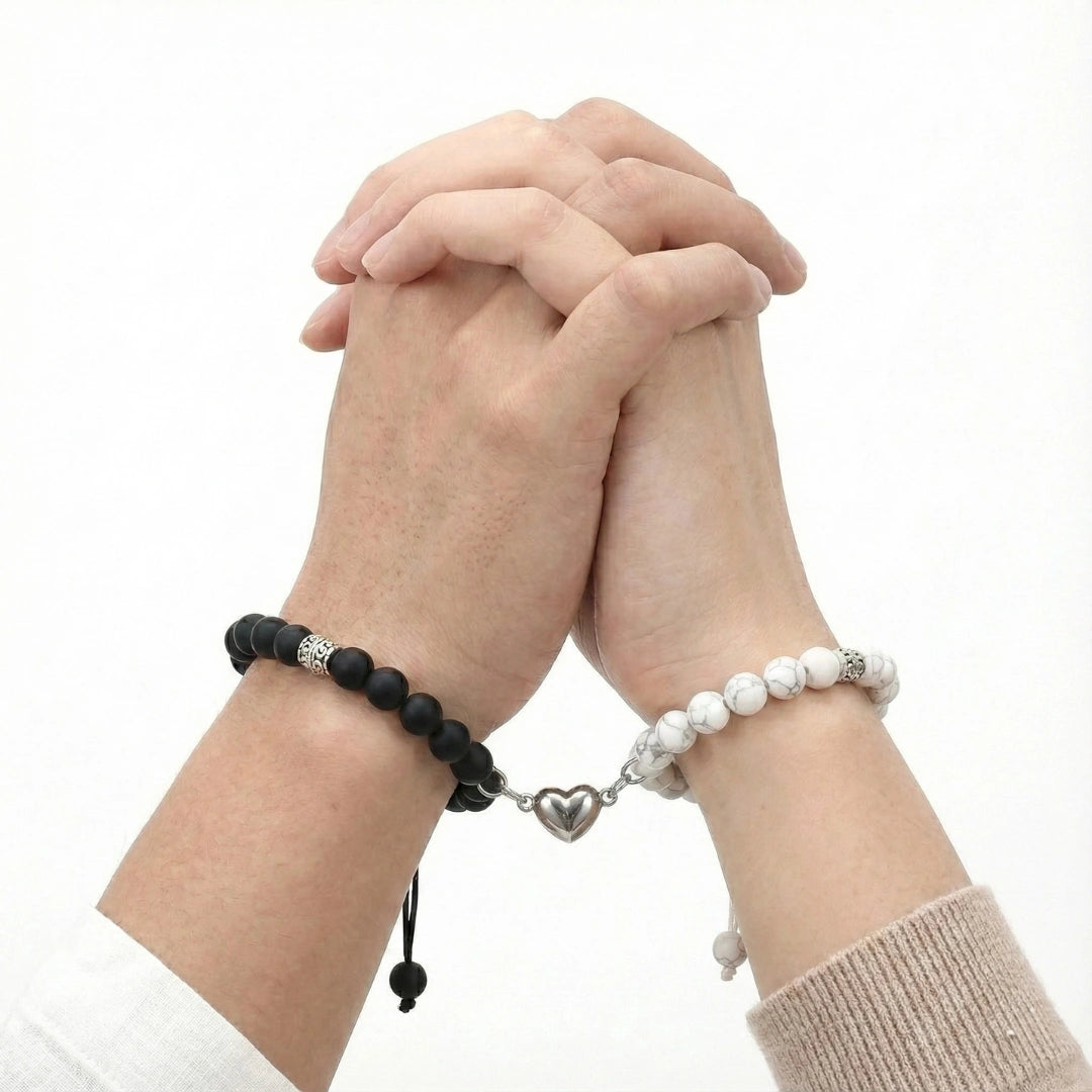 מארז צמידי אהבה מתמגנטים